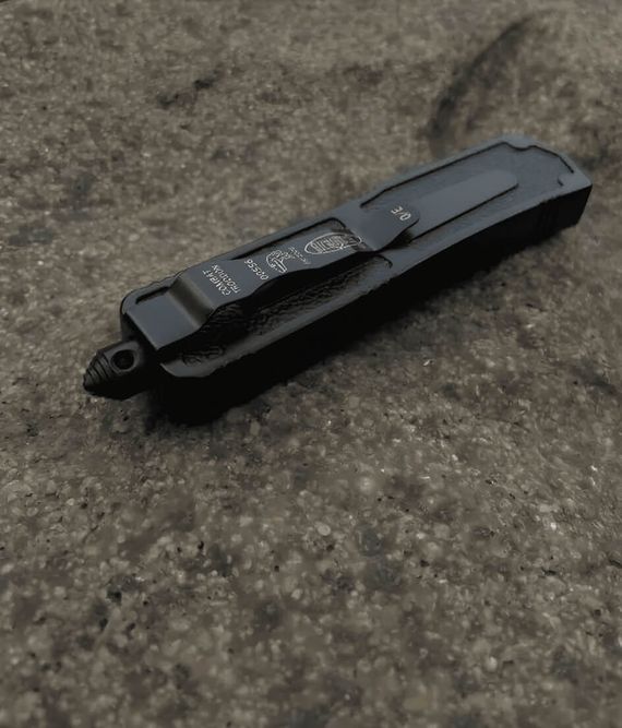 Тактический складной нож фронтально-выкидной автоматический Черно-серый 3D