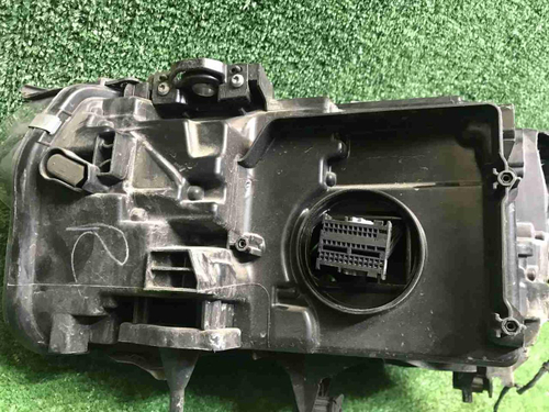 Битая Фара правая BMW X3 G01 (17-21) Adaptive LED