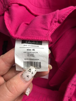 Шорты Incity яркого цвета, визуально на 46 размер