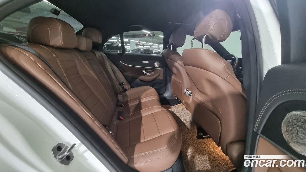 Mercedes-Benz E-Class W213 E250 AMG Line (10.2022)