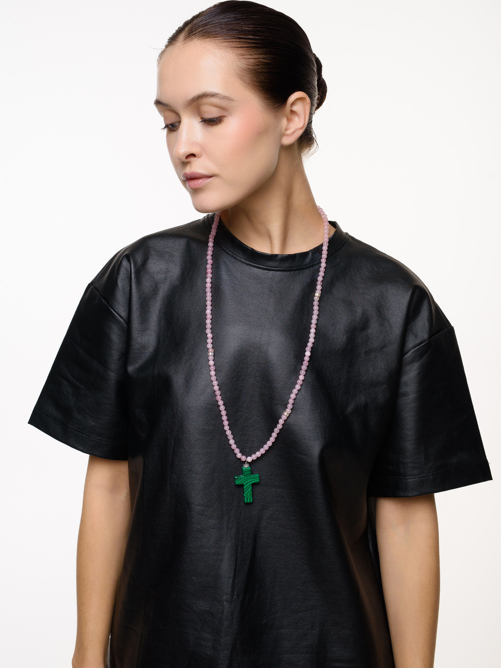 Колье "Stone Cross" из розового кварца c малахитом