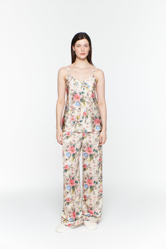 Шелковый топ с цветами