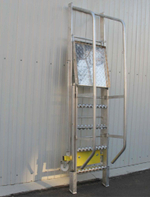 Лестница с платформой компактная MEGAL ЛСПК-1,1 (0,82)