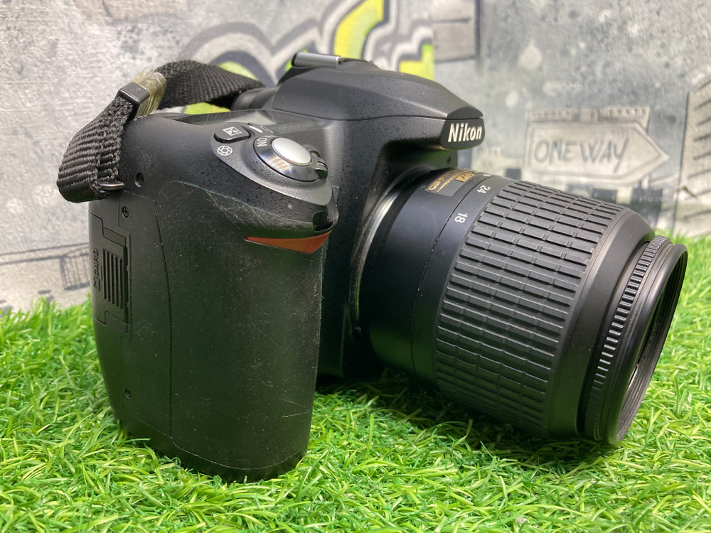 Nikon D50 kit 18-55mm 3.5-5.6G ED (3.500 кадров)