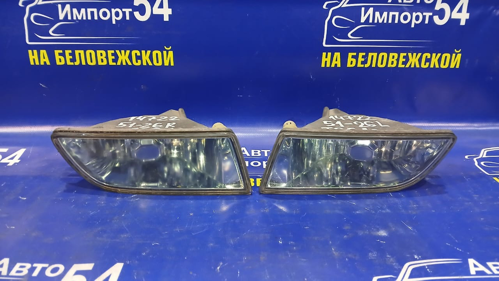 Туманка левая TOYOTA PROGRES 2001-2007