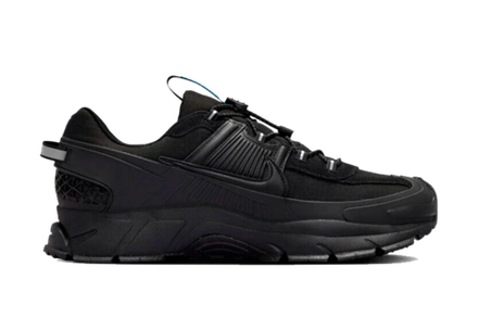 Nike Vomero 5 Roam (Black)