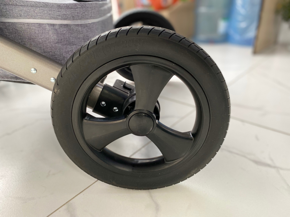 Коляска-трансформер LUXMOM 555-W 2В1 серый текстиль