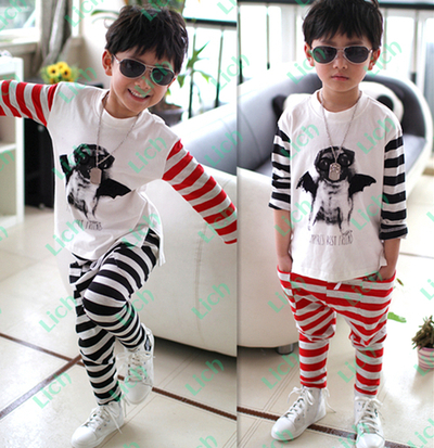 Комплект: лонгслив с принтом зверя с крыльями и брюки в полоску