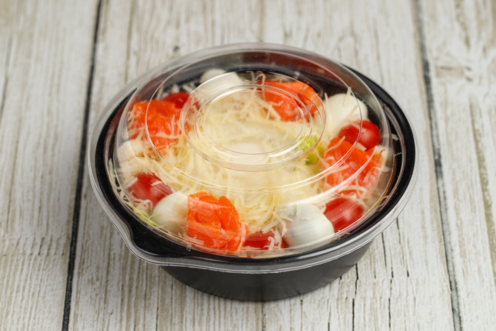 Салат «Цезарь» с лососем банкетный 260гр.