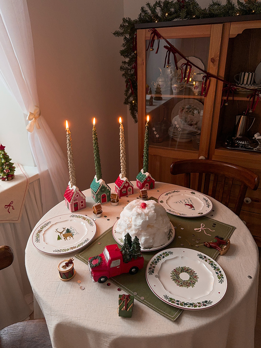 Свеча декоративная upcoming holidays из коллекции new year essential, 15 см