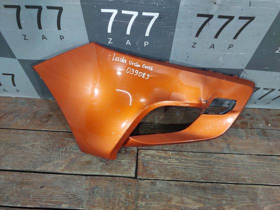 Накладка переднего бампера правая Vesta Cross 15-22 Б/У Оригинал 8450031006