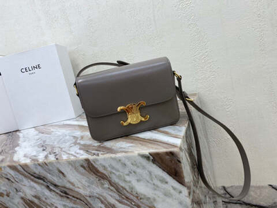 Celine Triomphe 18 cm