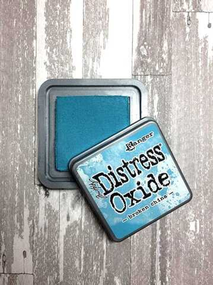 Distress Oxide Pad. Broken China