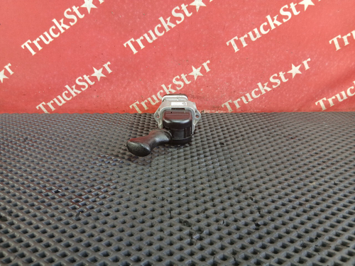 Кран ручного тормоза  2017г.