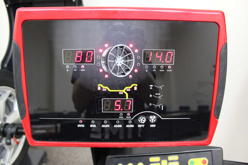 WB728 Балансировочный станок