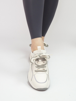 Кроссовки женские демисезонные