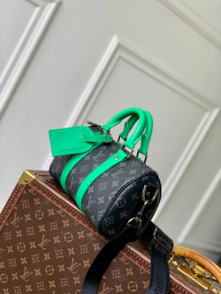 Louis Vuitton Keepall 25