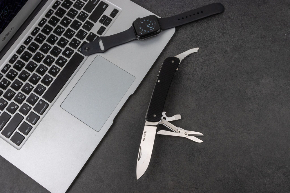 Многофункциональный нож Ruike L31-G зеленый