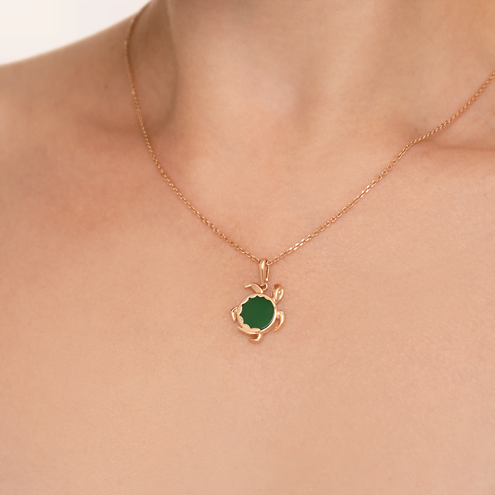 Подвеска «Морская черепаха» из красного золота с агатом