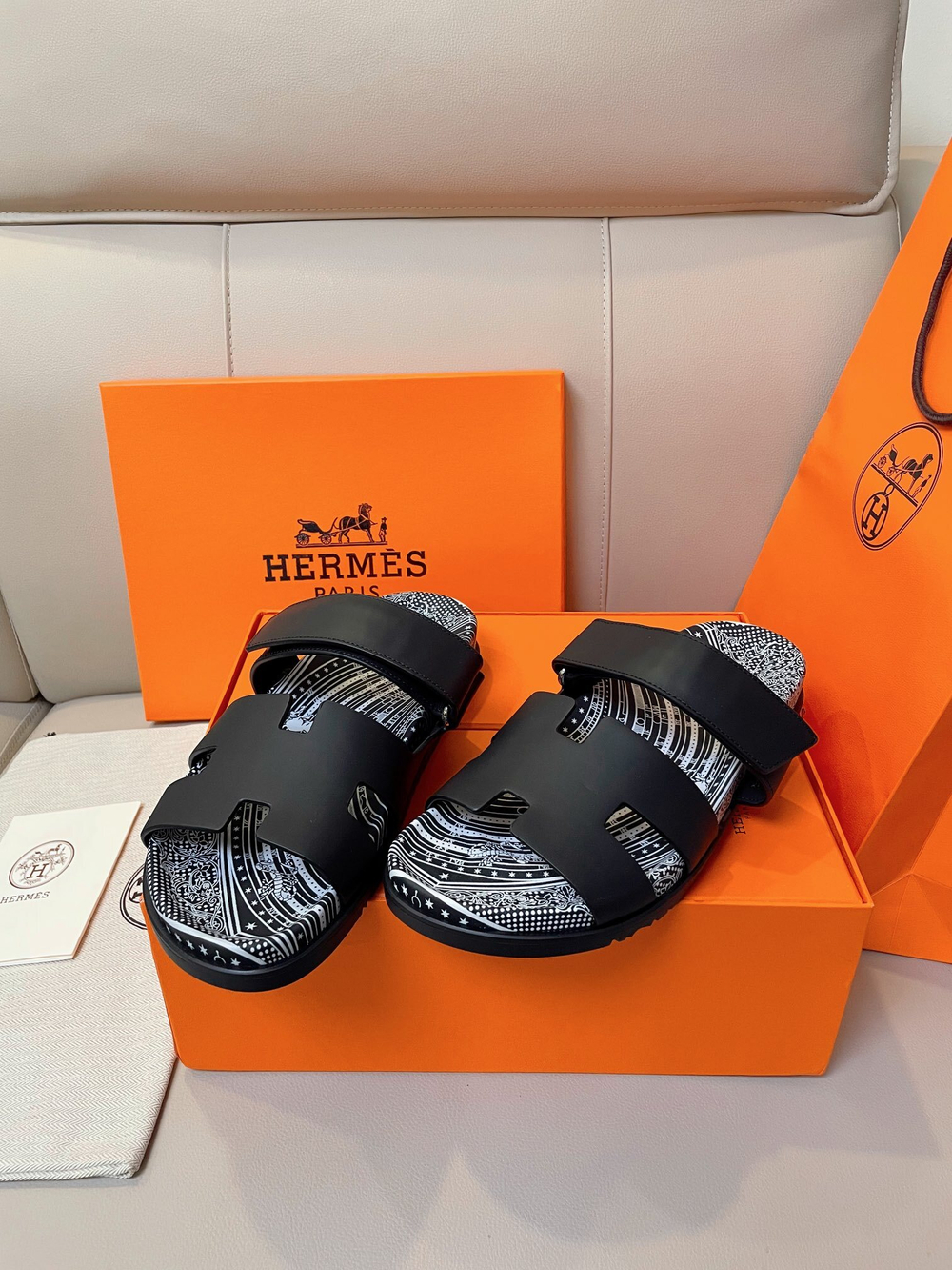 Hermes Chypre Sandal (2 colors)