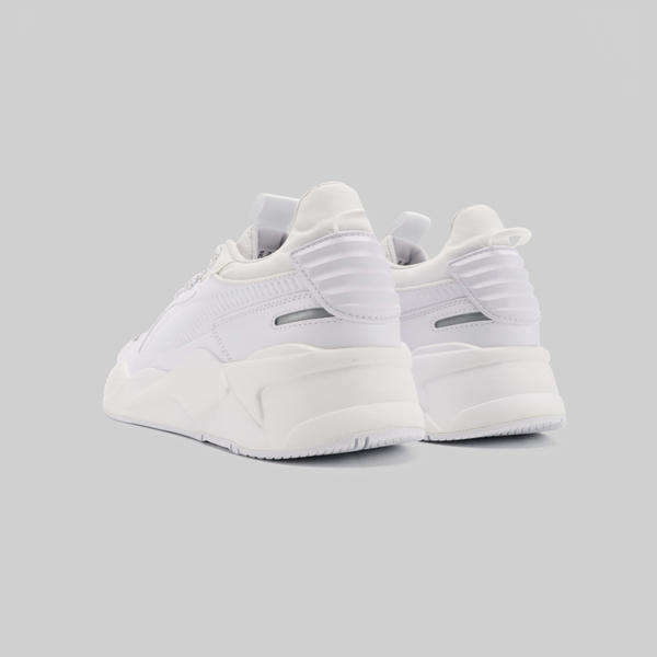 Кроссовки Puma RS-X Triple артикул:391928-02 Кроссовки Puma RS-X Triple артикул:391928-02 - купить в магазине Дайс