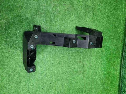 Кронштейн фары левый Москвич 3 (2022-н.в.)