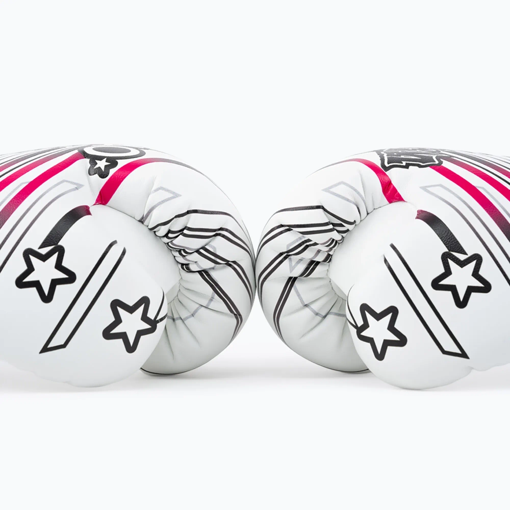 Боксёрские перчатки YOKKAO Power Boxing white