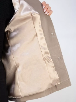 Кожаная куртка демисезонная на пуговицах с поясом