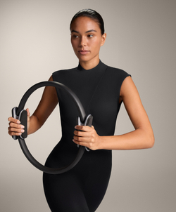 Oysho Длинный комбинезон Comfortlux с драпированным воротником, черный