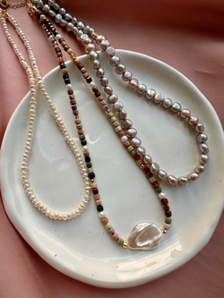 Чокер Картина пустыни из жемчуга и яшмы алашань