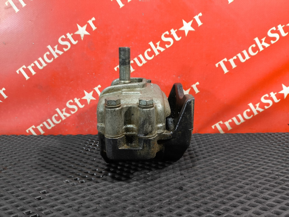 Подушка двигателя задняя 2020г.