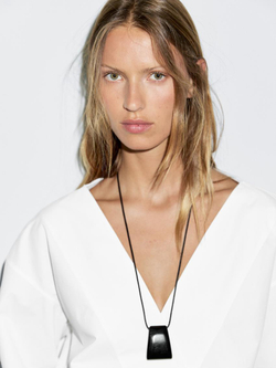 Massimo Dutti Блуза из 100% хлопка на запáхе, белый