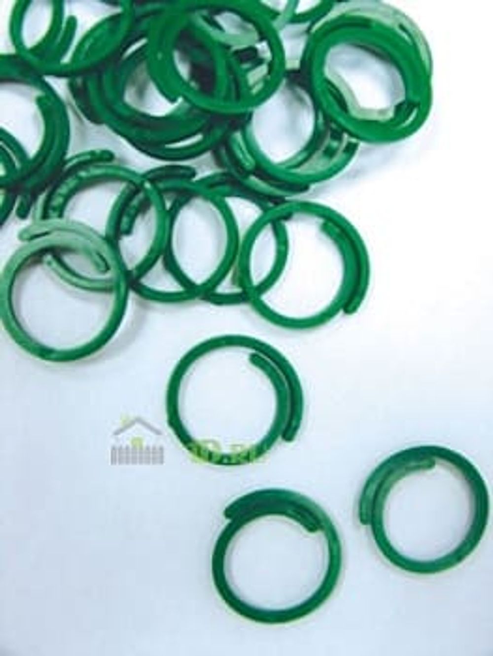 Комплект зажимов для подвязки растений (кольцо 50 шт) (1/120)