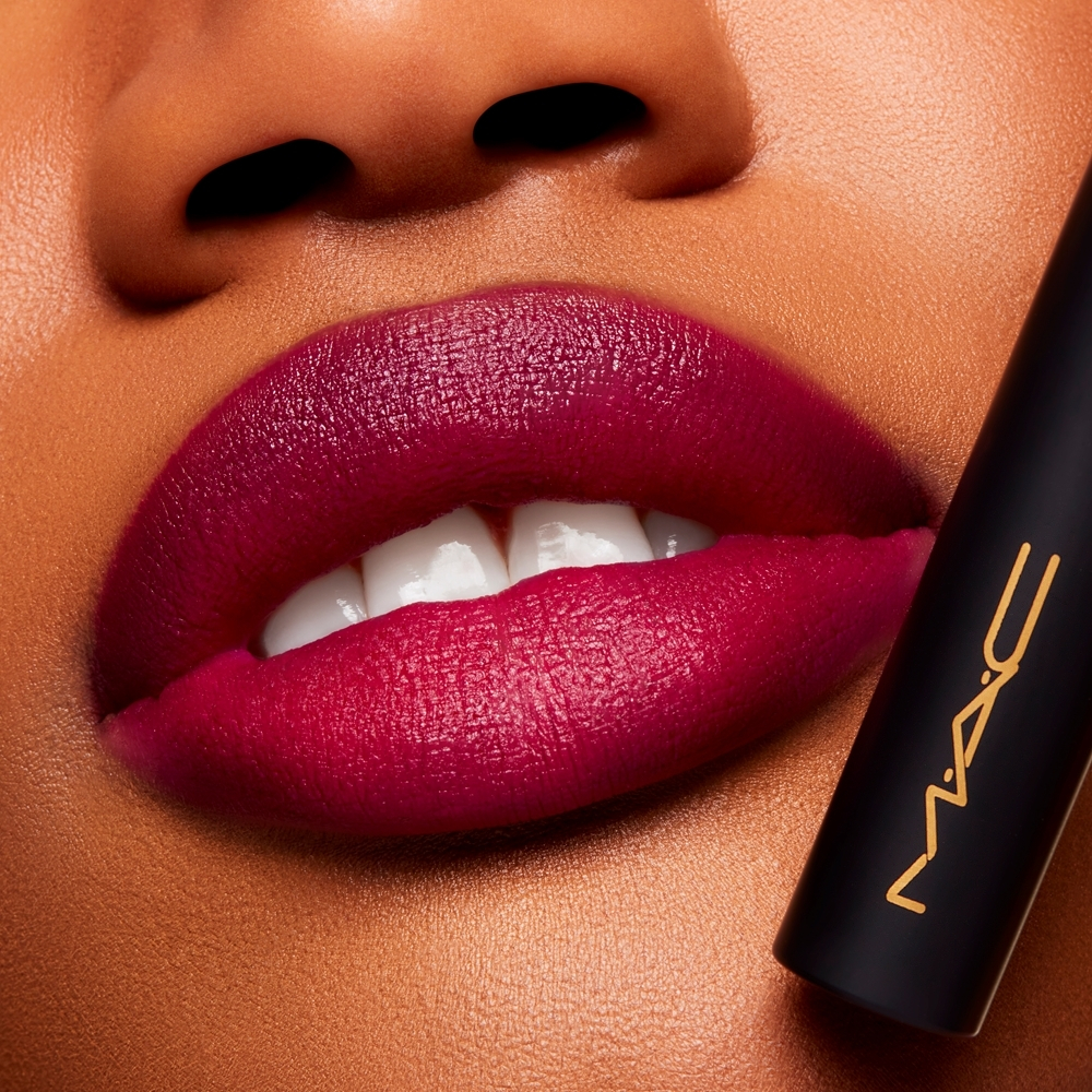 MAC Cosmetics Powder Kiss Velvet Blur Slim Stick - Матовая увлажняющая помада, 2 g