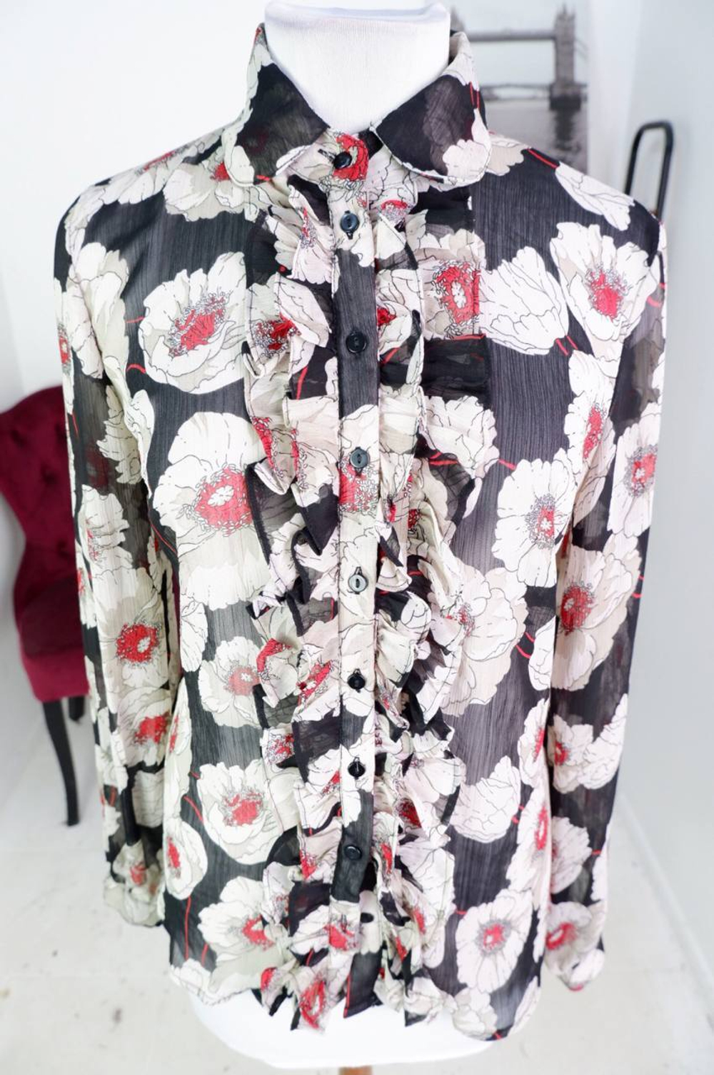 Блузка Oodji повседневная, визуально на 42 размер