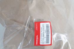 61110-MKN-D50ZC. FENDER SET, FR. (WL) *TYPE1* (TYPE1 ) 61110-MKN-J50ZB. HONDA