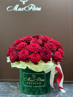Роза 8 Марта М-2