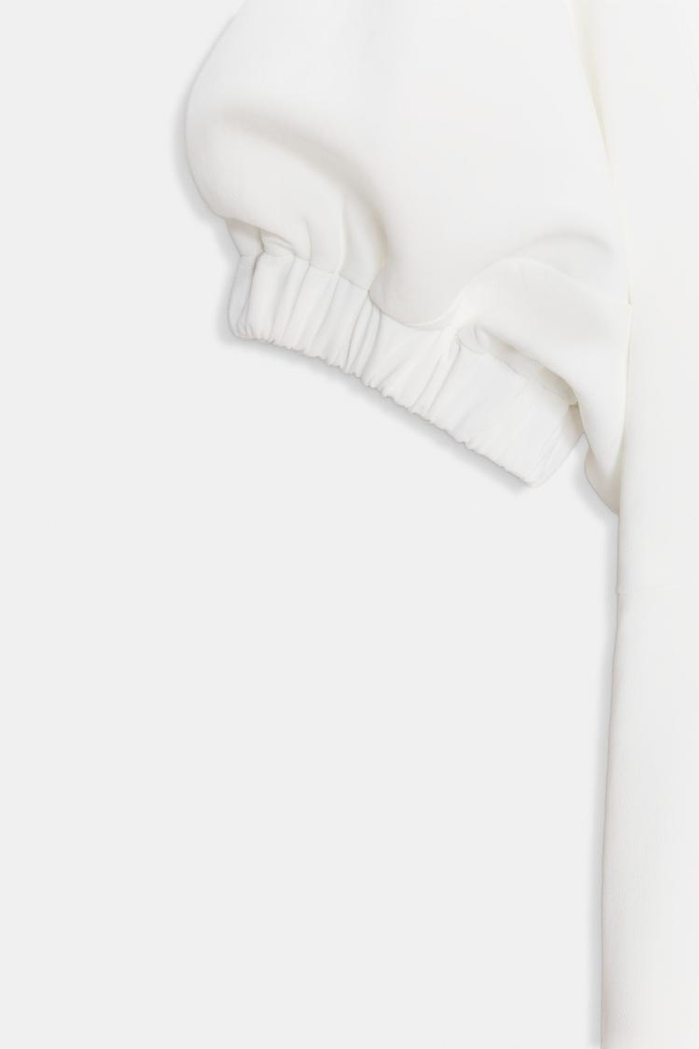 ZARA ПЛАТЬЕ МИДИ С ОБЪЕМНЫМИ РУКАВАМИ, ЖЕЛТОВАТО-БЕЛЫЙ