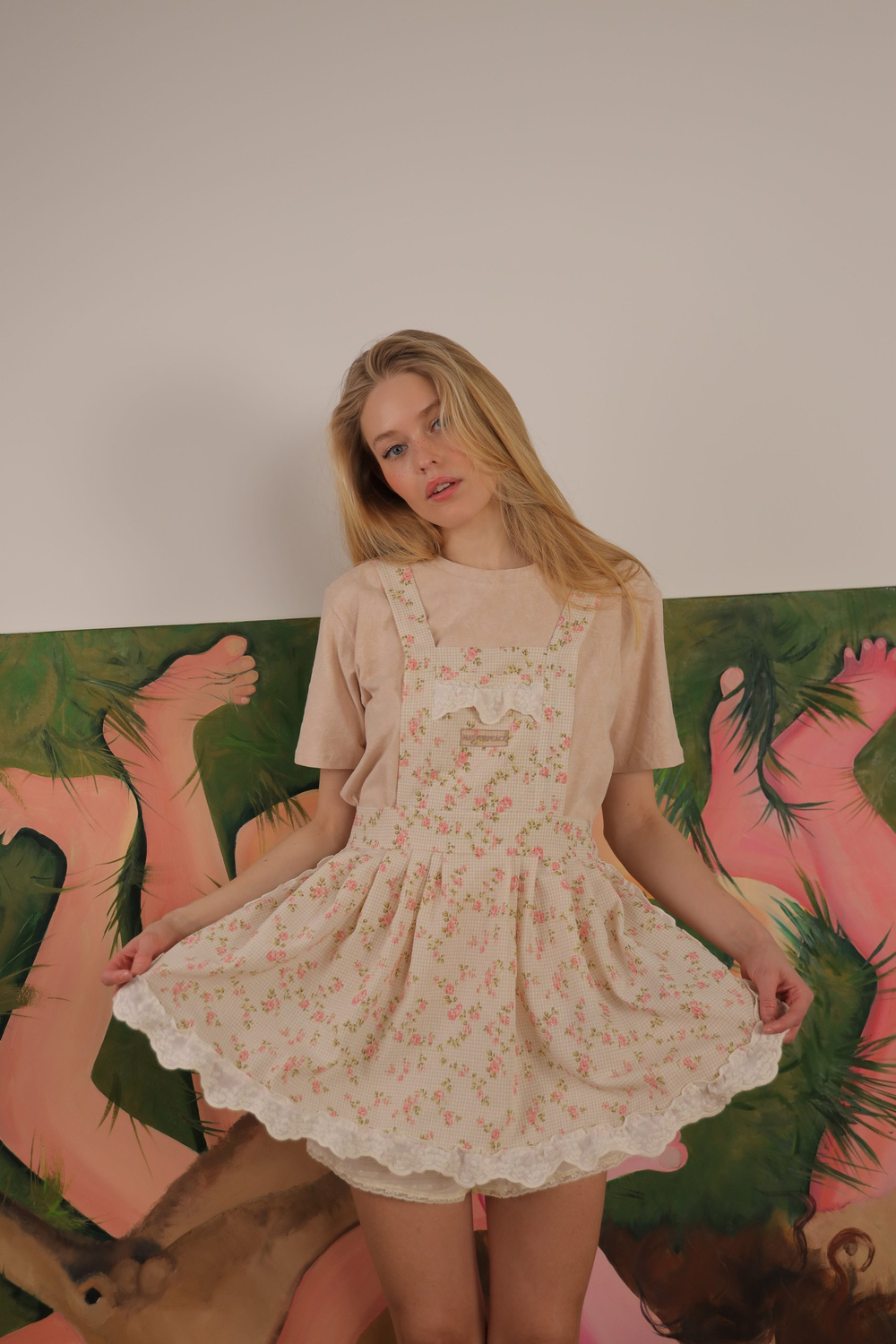 Футболка с фартуком в клетку