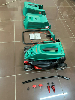 Электрическая газонокосилка Bosch ARM 37 0.600.8A6.201