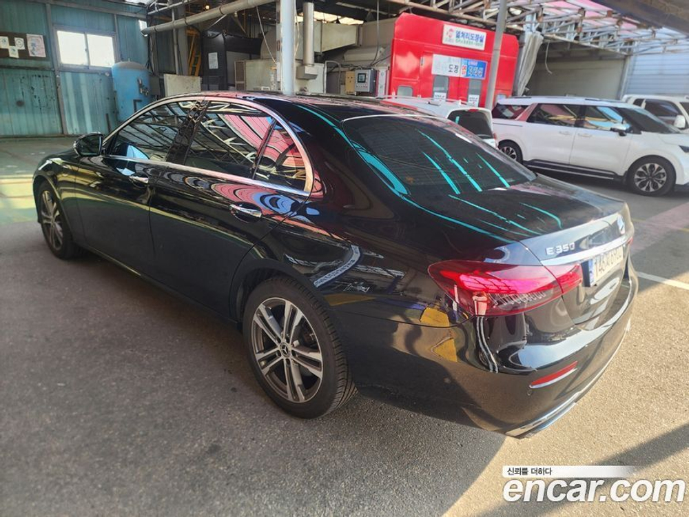 Mercedes-Benz E-Class W213 E350 4MATIC Avangarde (05.2022)