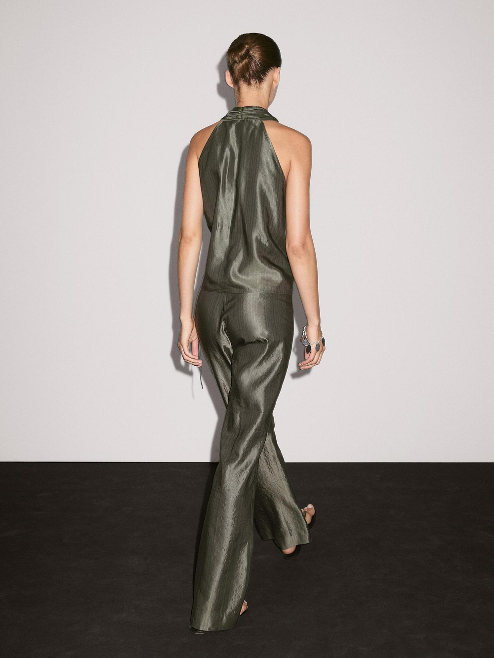 Massimo Dutti Расклешенные жаккардовые брюки со средней посадкой, темно-зеленый