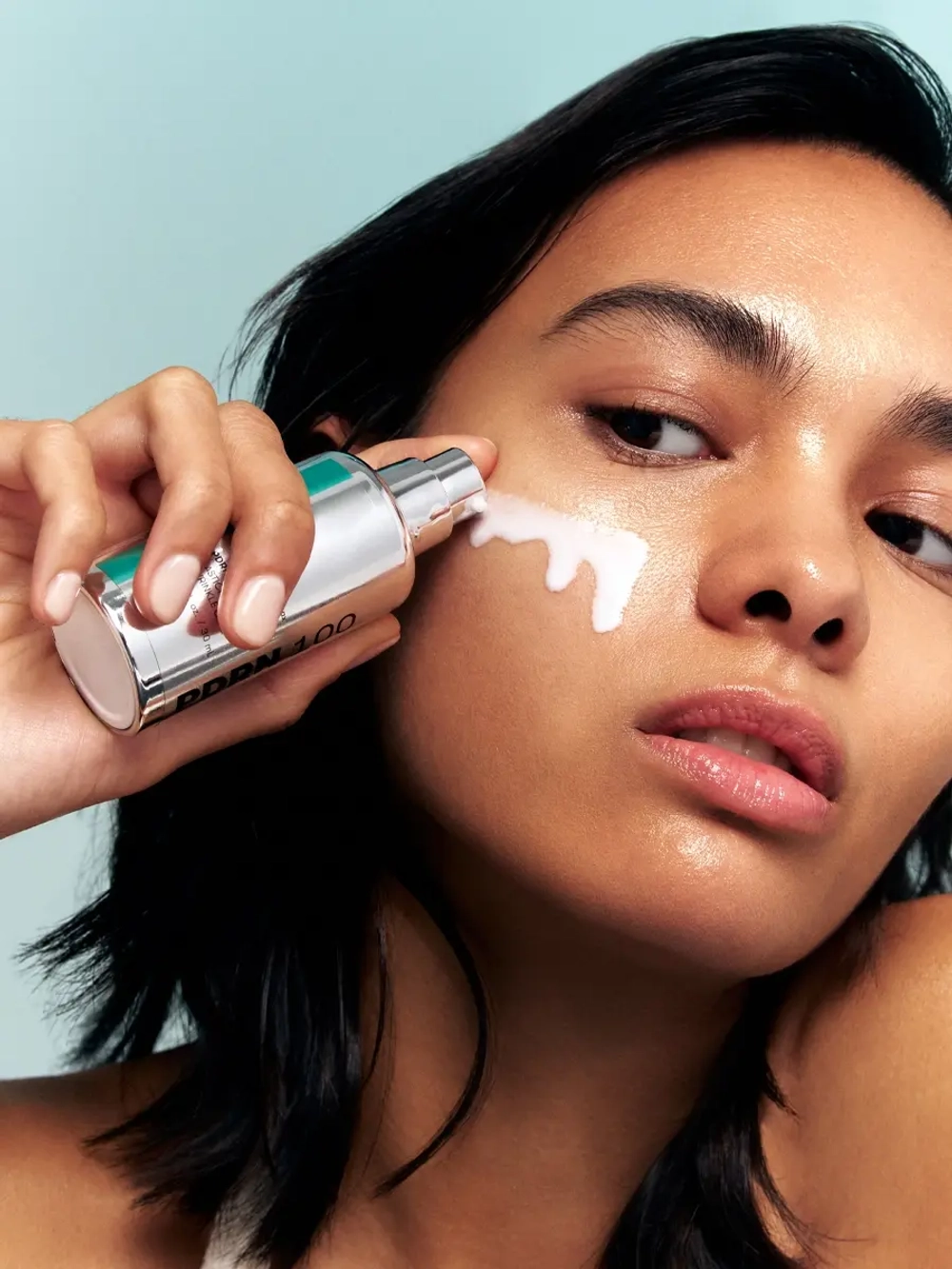 VT Cosmetics Укрепляющая эссенция с ПДРН для сияния кожи PDRN Essence 100 30 мл