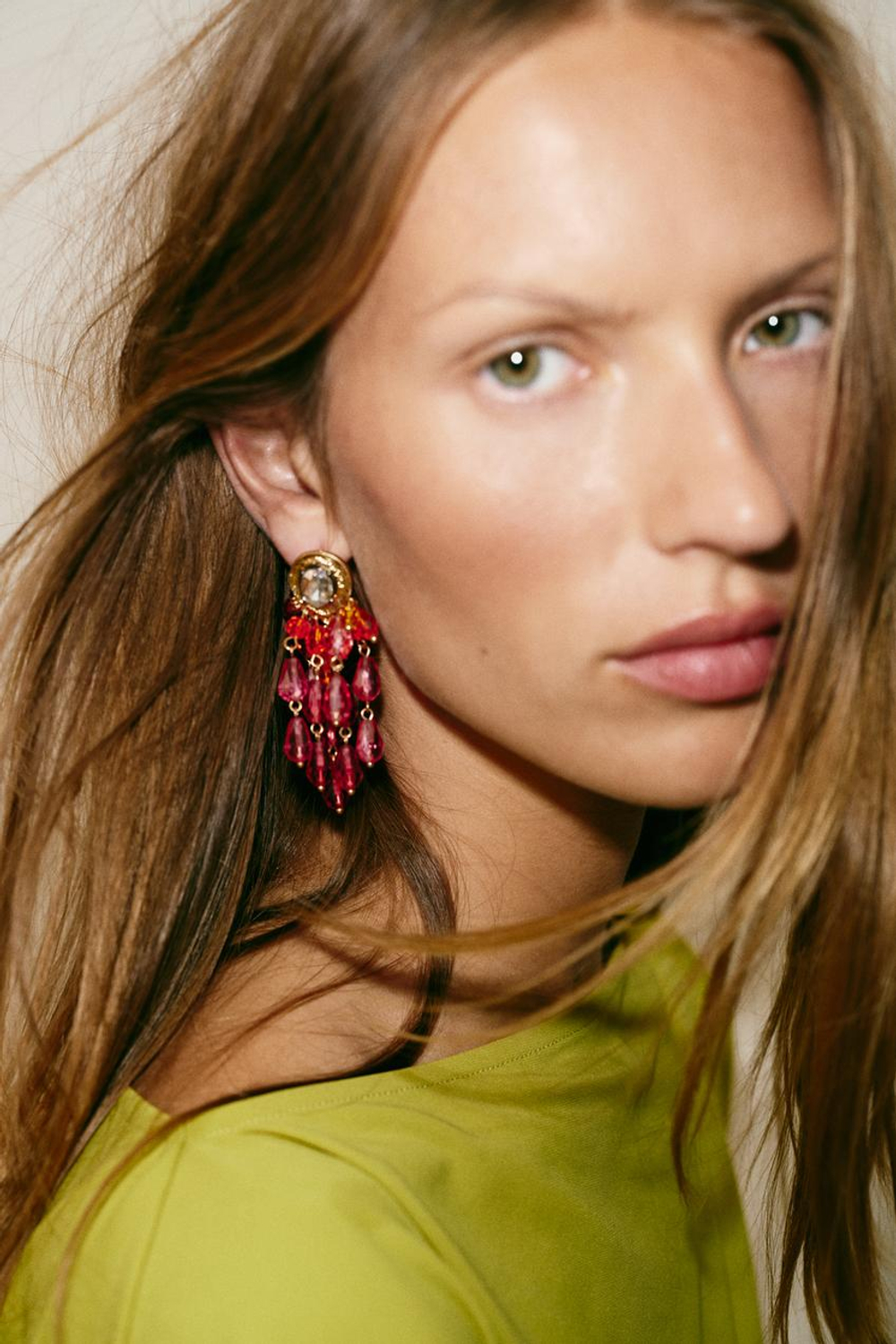 ZARA СЕРЬГИ-КАТАРАКТЫ С БУСИНАМИ И СТРАЗАМИ, ЗОЛОТИСТЫЙ