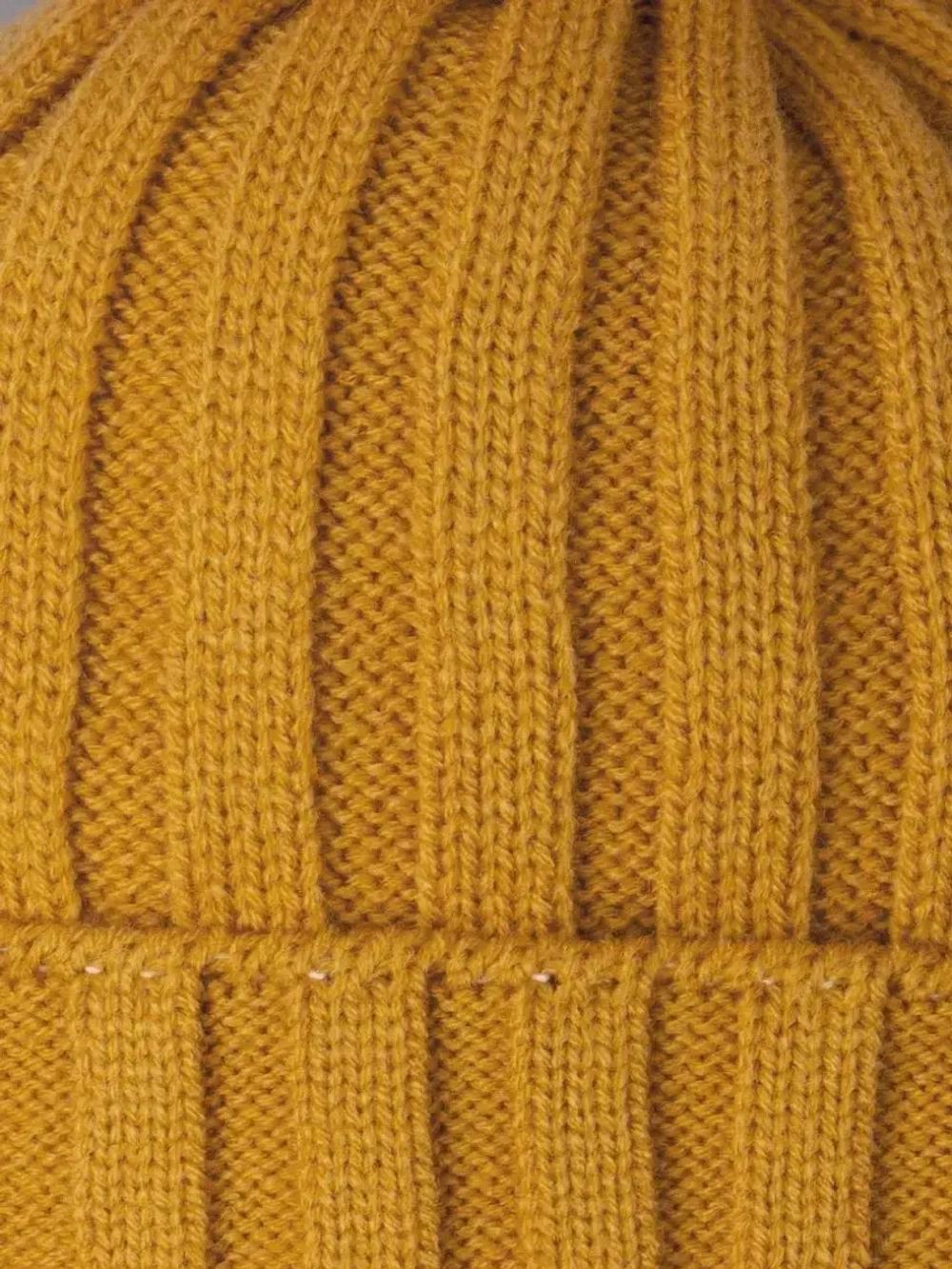 Шапка для мальчика осенняя вязаная и снуд