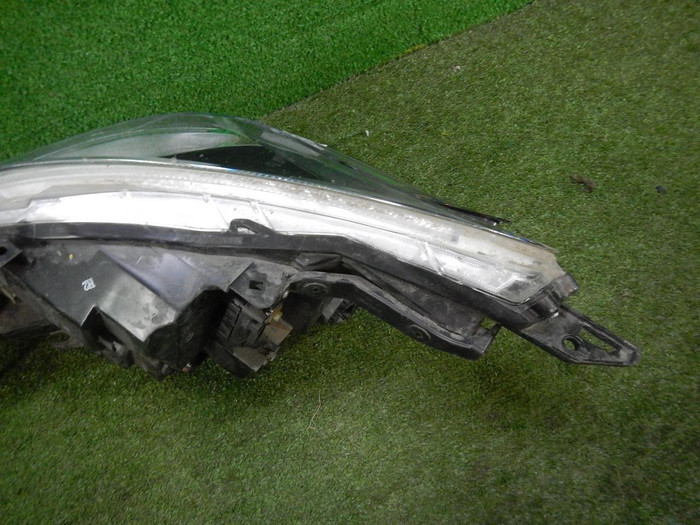 Фара правая Nissan Murano Z52 (2014-2022) LED