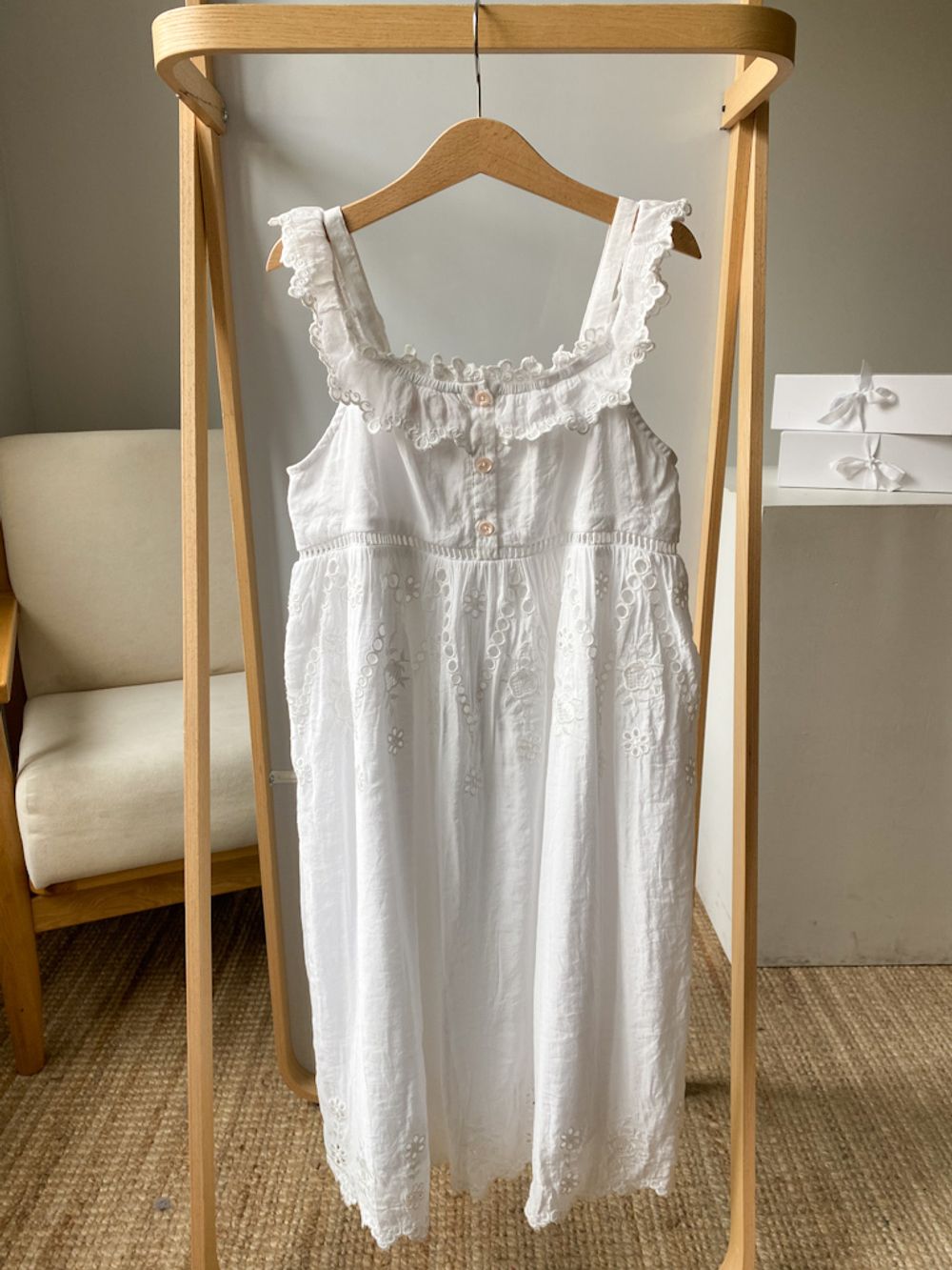 Хлопковое платье Louise Misha, 128