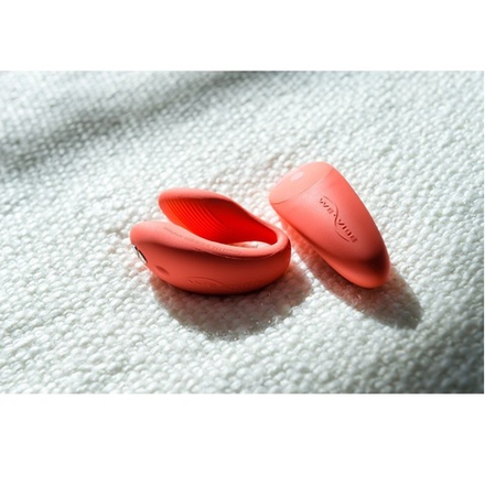 Сенсорный вибромассажер для пар We-Vibe Chorus, коралловый