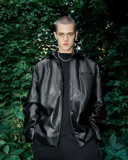 Утепленная куртка-рубашка из экокожи