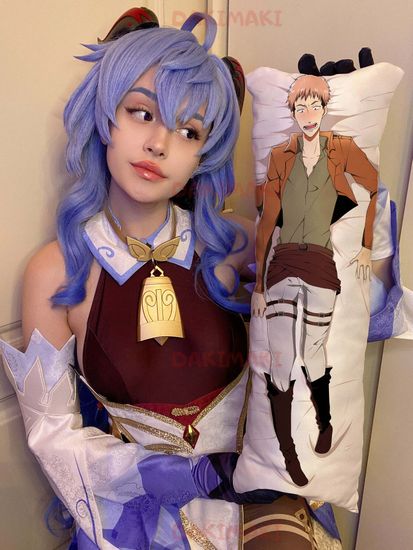 Мини дакимакура Жан Кирштайн из Атака Титанов арт. M0324, 60х20 см